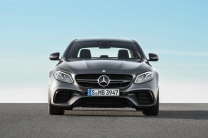 Mercedes-AMG E 63 S 4MATIC+, Außenaufnahme ;Kraftstoffverbrauch kombiniert: 9,2 – 8,9l/100 km; CO2-Emissionen kombiniert: 209 - 203 g/km Mercedes-AMG E 63 S 4MATIC+, outdoor shot; Fuel consumption combined: 9,2 – 8,9 l/100 km; Combined CO2 emissions: 209 - 203 g/km